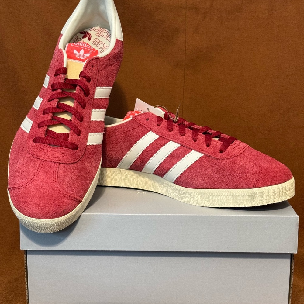 Adidas Gazelle Red/Off-White